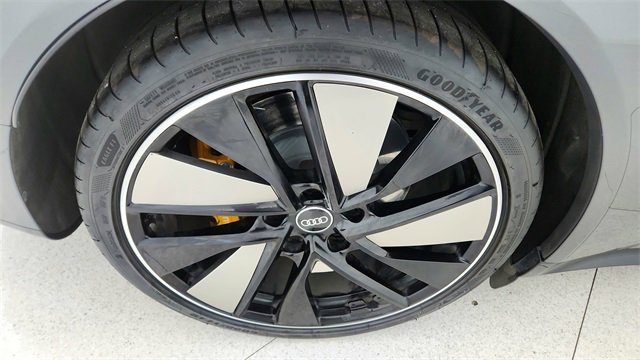 Used 2022 Audi RS e-tron GT w/ Carbon Performance Package image 59