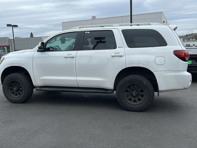 Certified 2018 Toyota Sequoia SR5 image 6