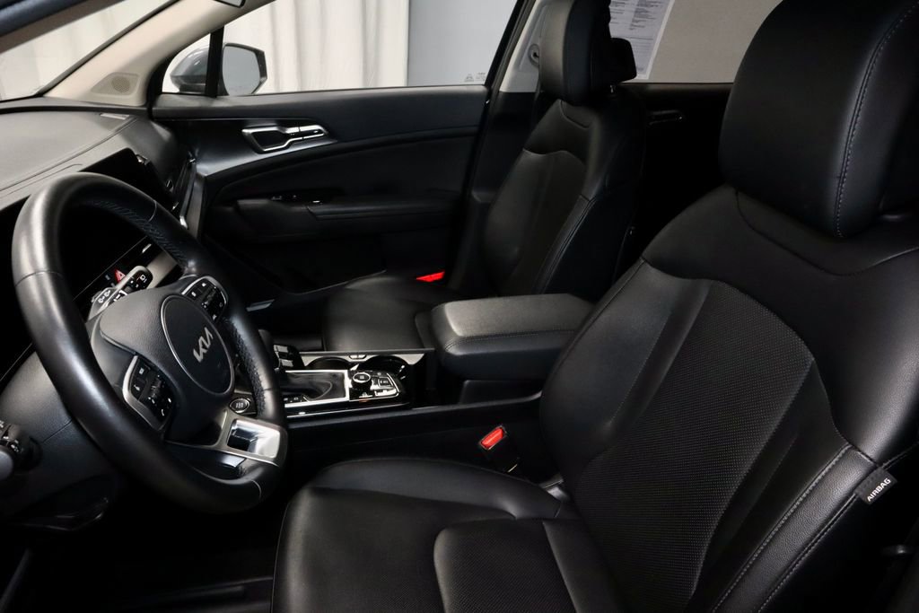 Used 2023 Kia Sportage EX FWD image 27
