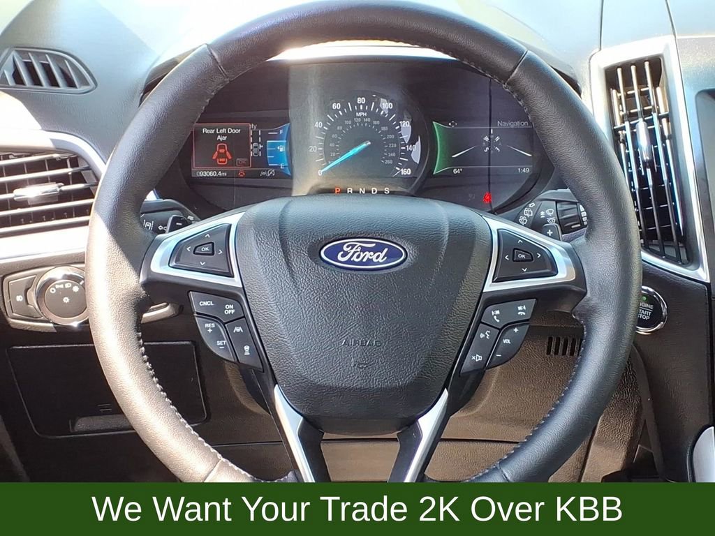 Used 2019 Ford Edge Titanium w/ Cold Weather Package AWD/4WD image 18