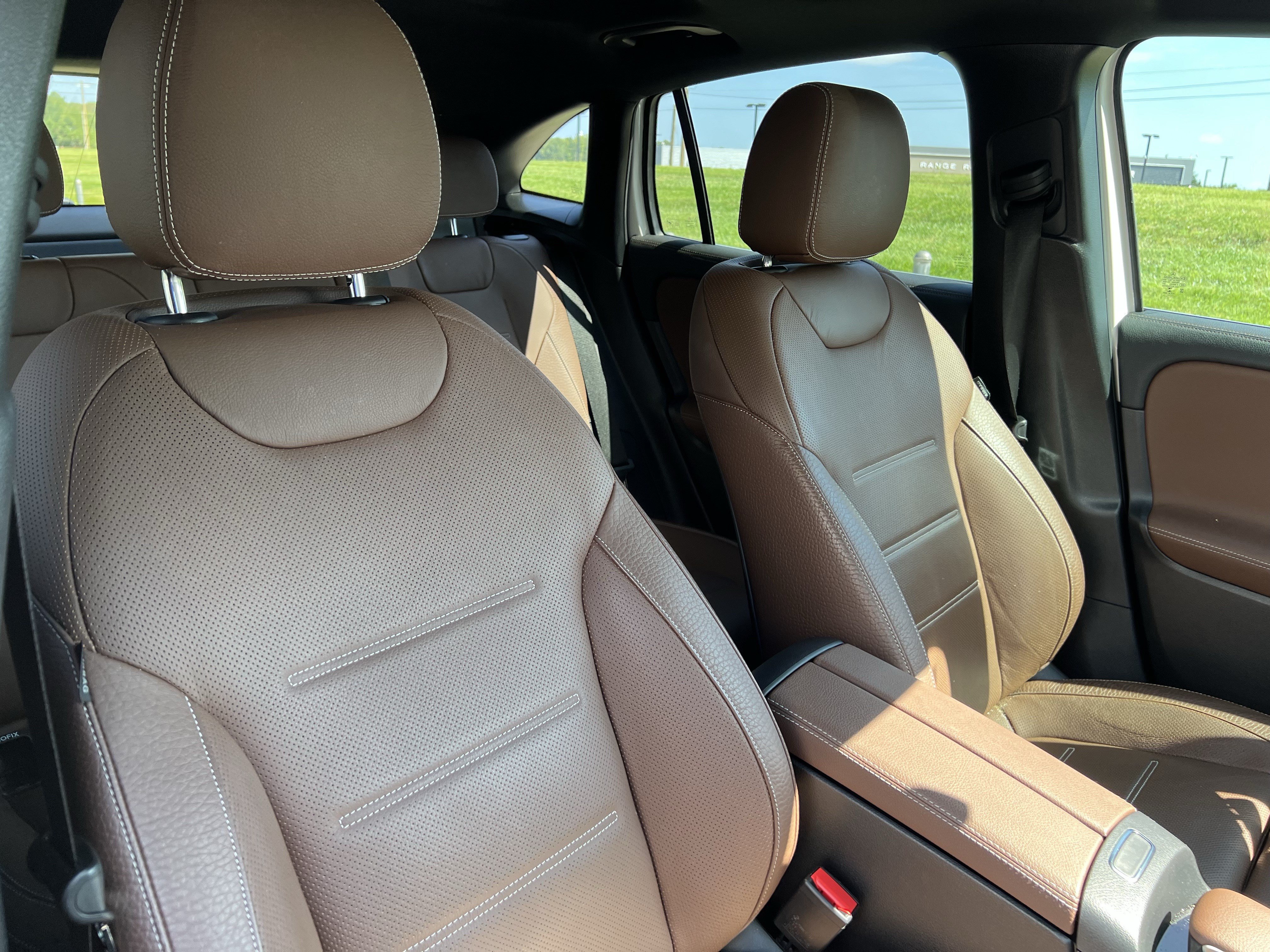 Certified 2022 Mercedes-Benz GLA 250 4MATIC image 35