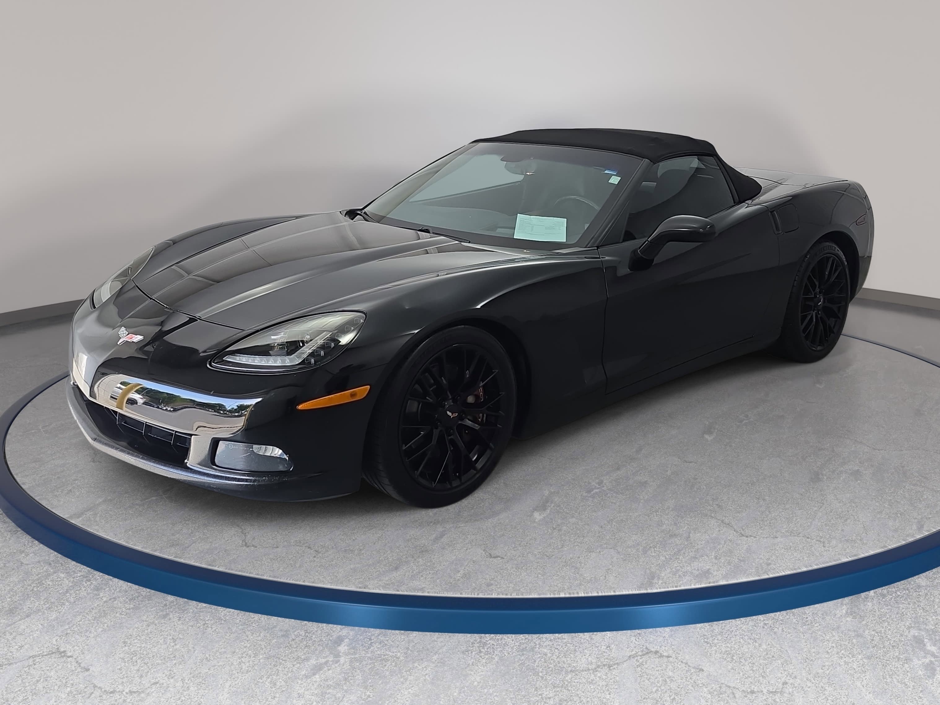 Used 2005 Chevrolet Corvette Convertible w/ Preferred Equipment Group RWD image 1
