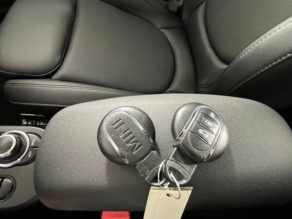 Used 2024 MINI Cooper SE FWD image 21