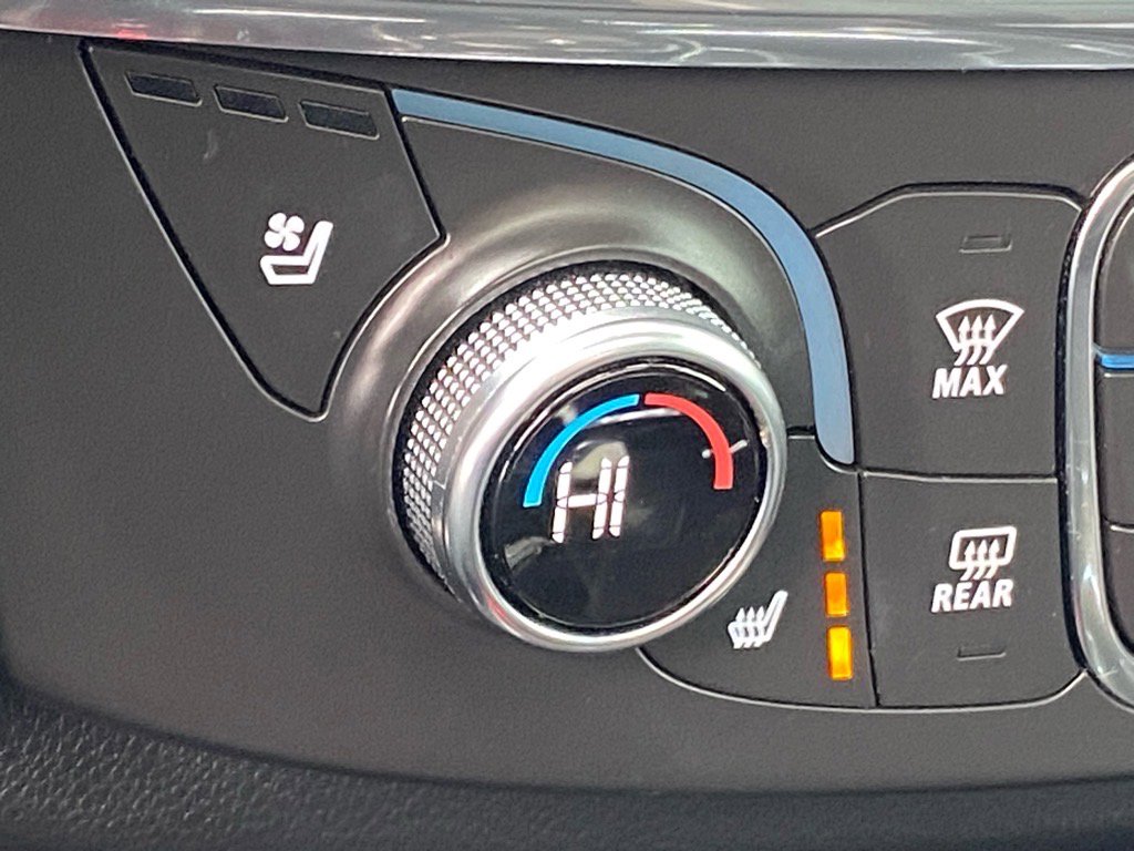 Used 2019 Chevrolet Traverse Premier w/ Redline Edition image 17