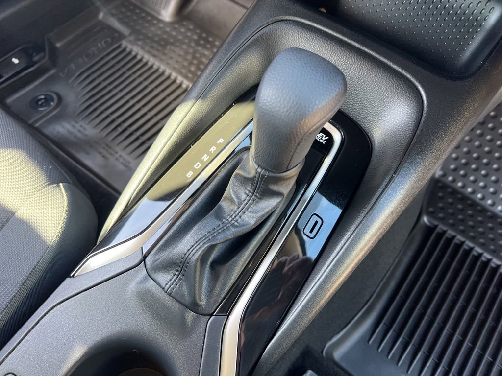 Used 2023 Toyota Corolla LE image 21