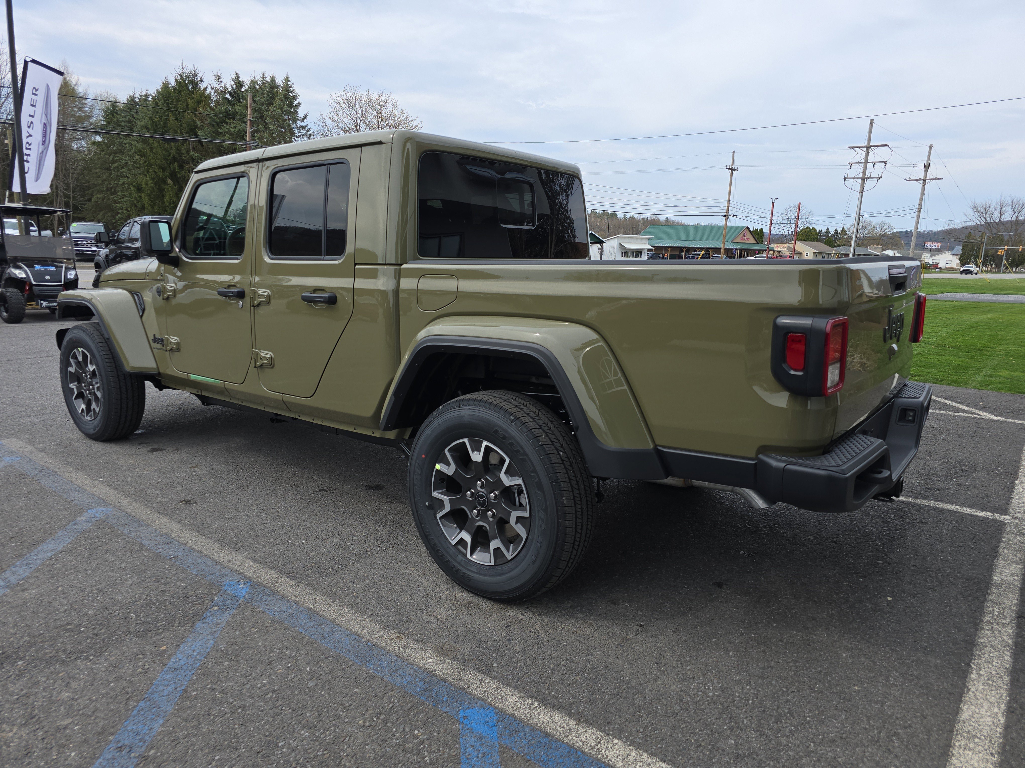 New 2025 Jeep Gladiator Sport w/ Premium Package image 6