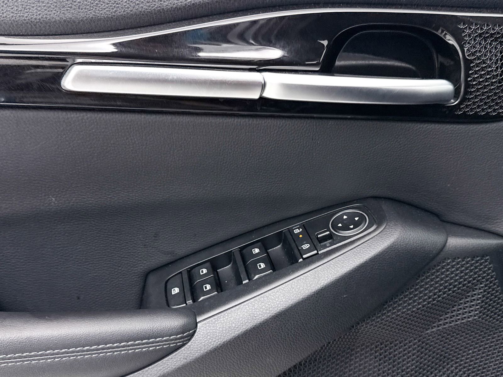 Certified 2024 Kia Seltos S image 27