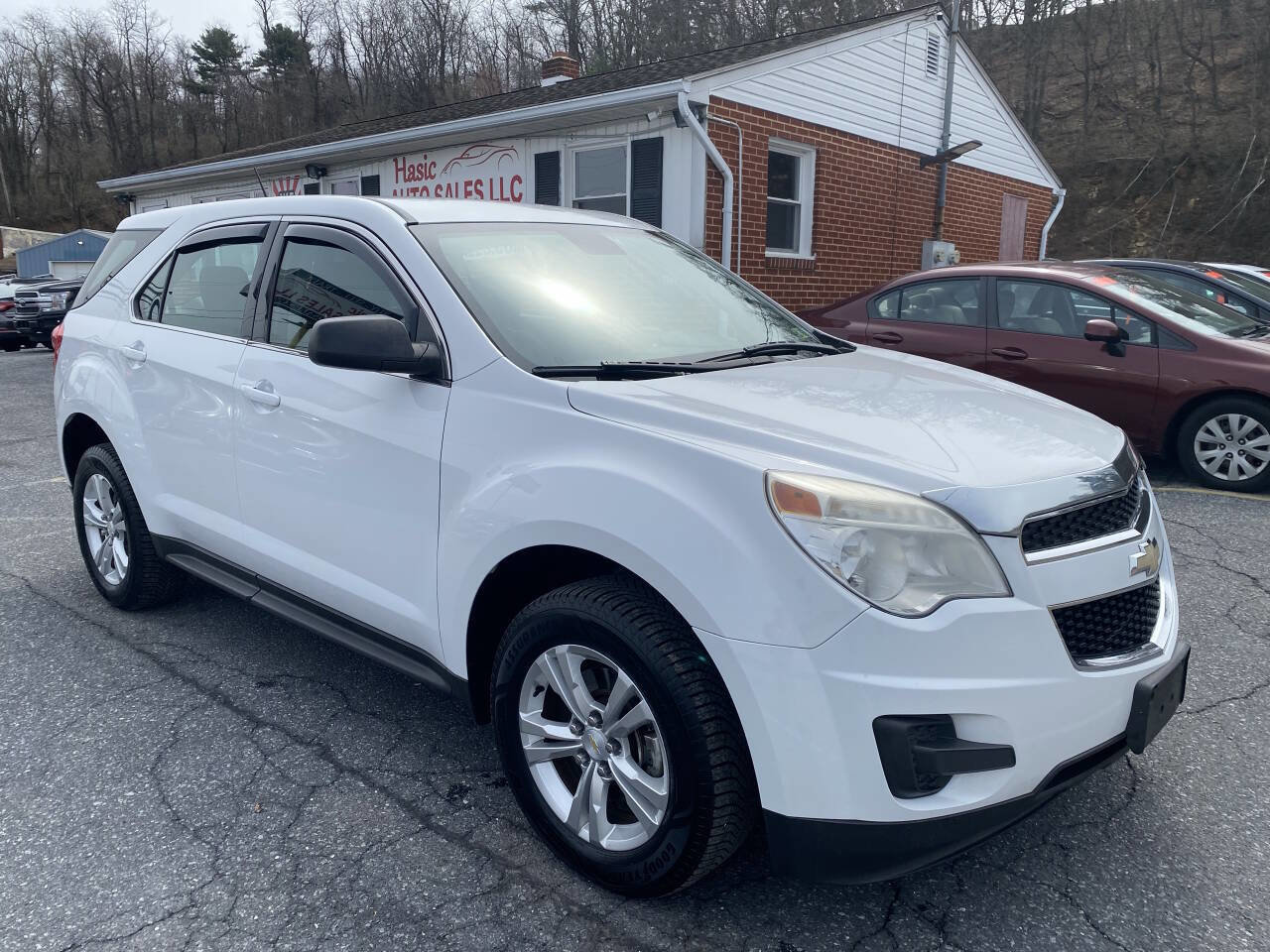 Used 2014 Chevrolet Equinox LS image 2