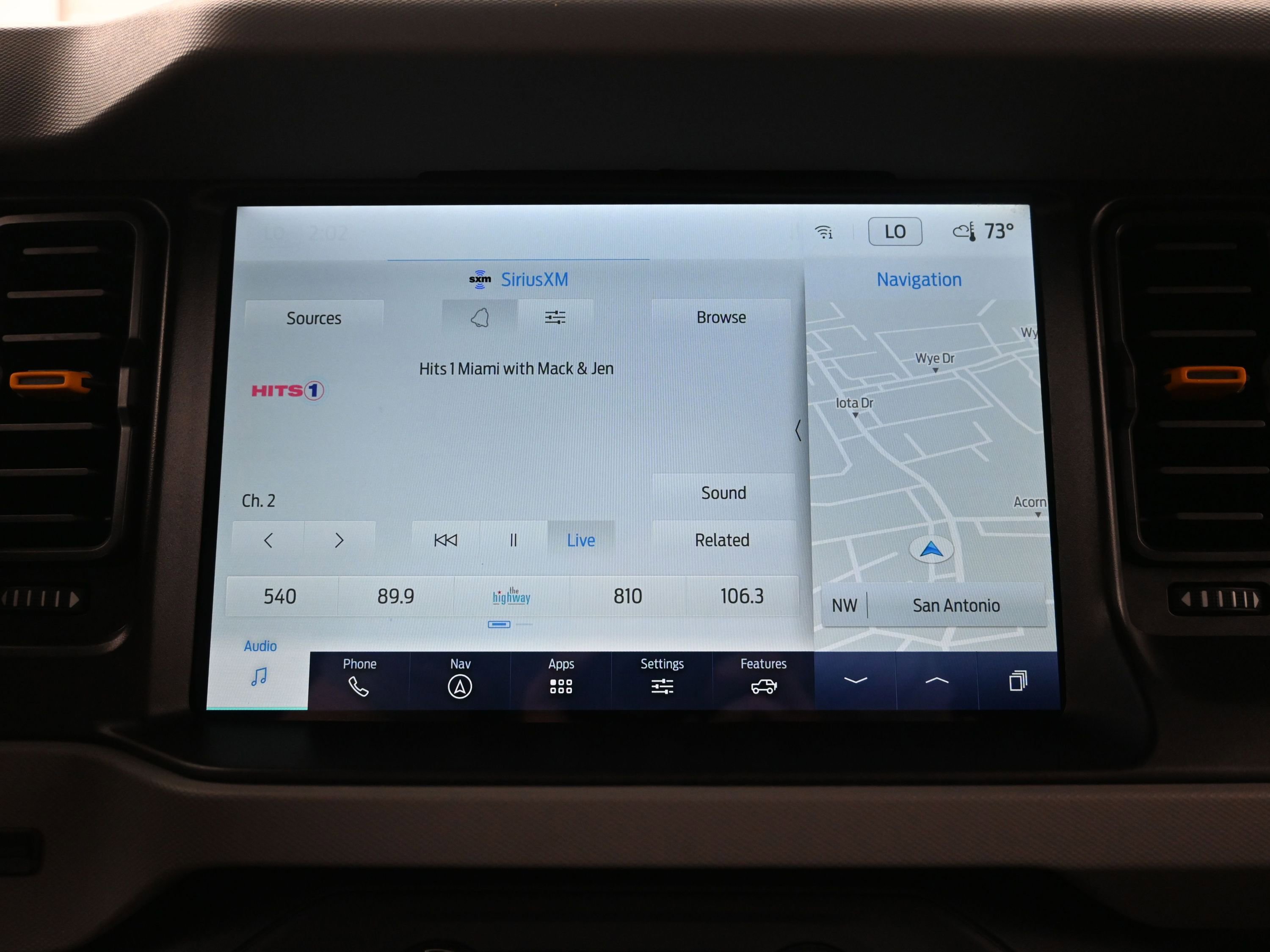 Used 2022 Ford Bronco Badlands image 34