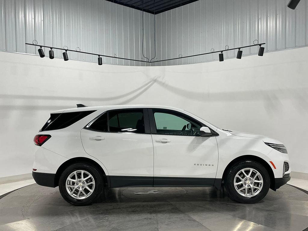 Used 2024 Chevrolet Equinox LT AWD/4WD image 10