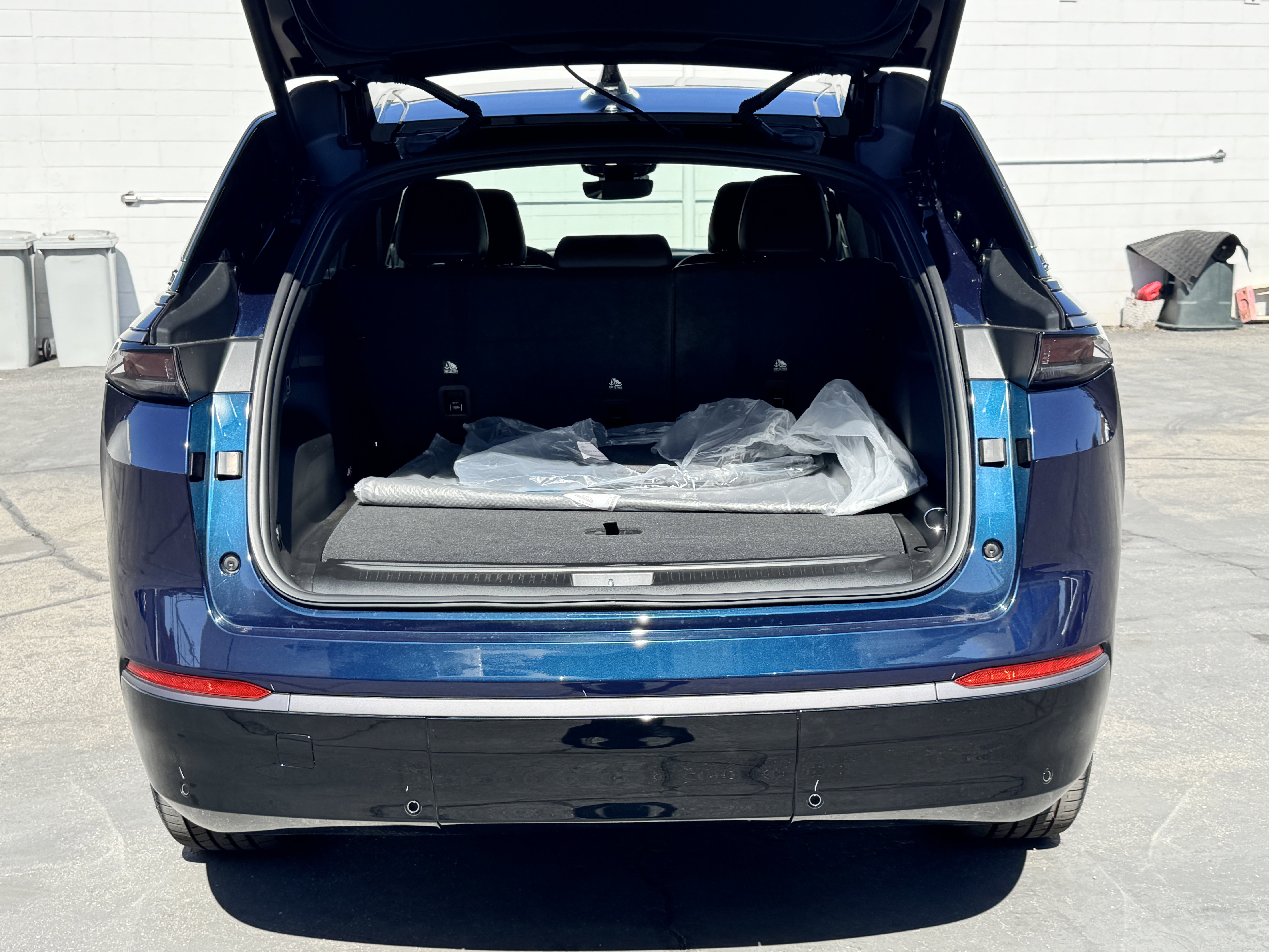 New 2025 Jeep Wagoneer Limited image 11