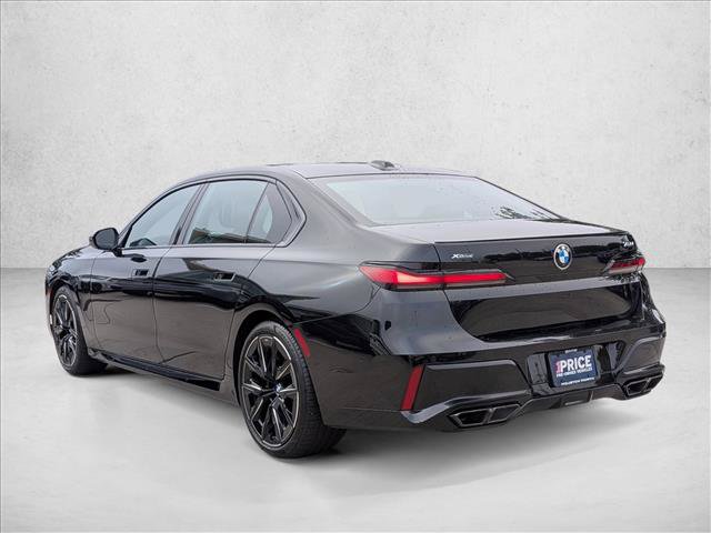 Used 2024 BMW 760i xDrive w/ Executive Package AWD/4WD image 8