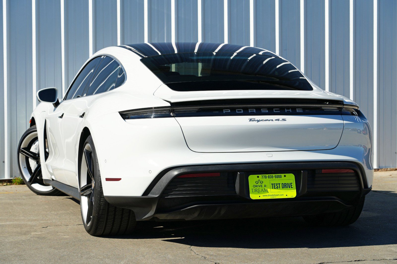 Used 2020 Porsche Taycan 4S image 6