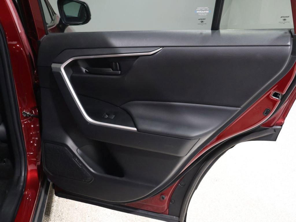 Used 2023 Toyota RAV4 LE image 22