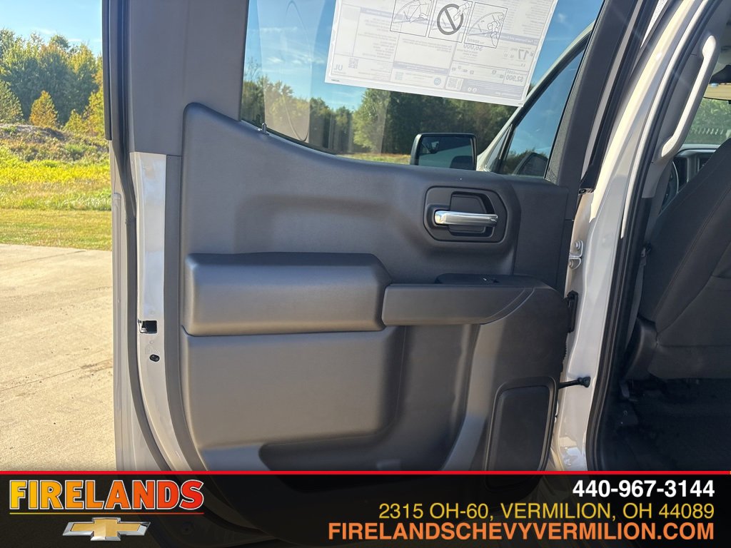 New 2026 Chevrolet Silverado 1500 Custom Trail Boss w/ LPO, Dark Essentials Package image 34