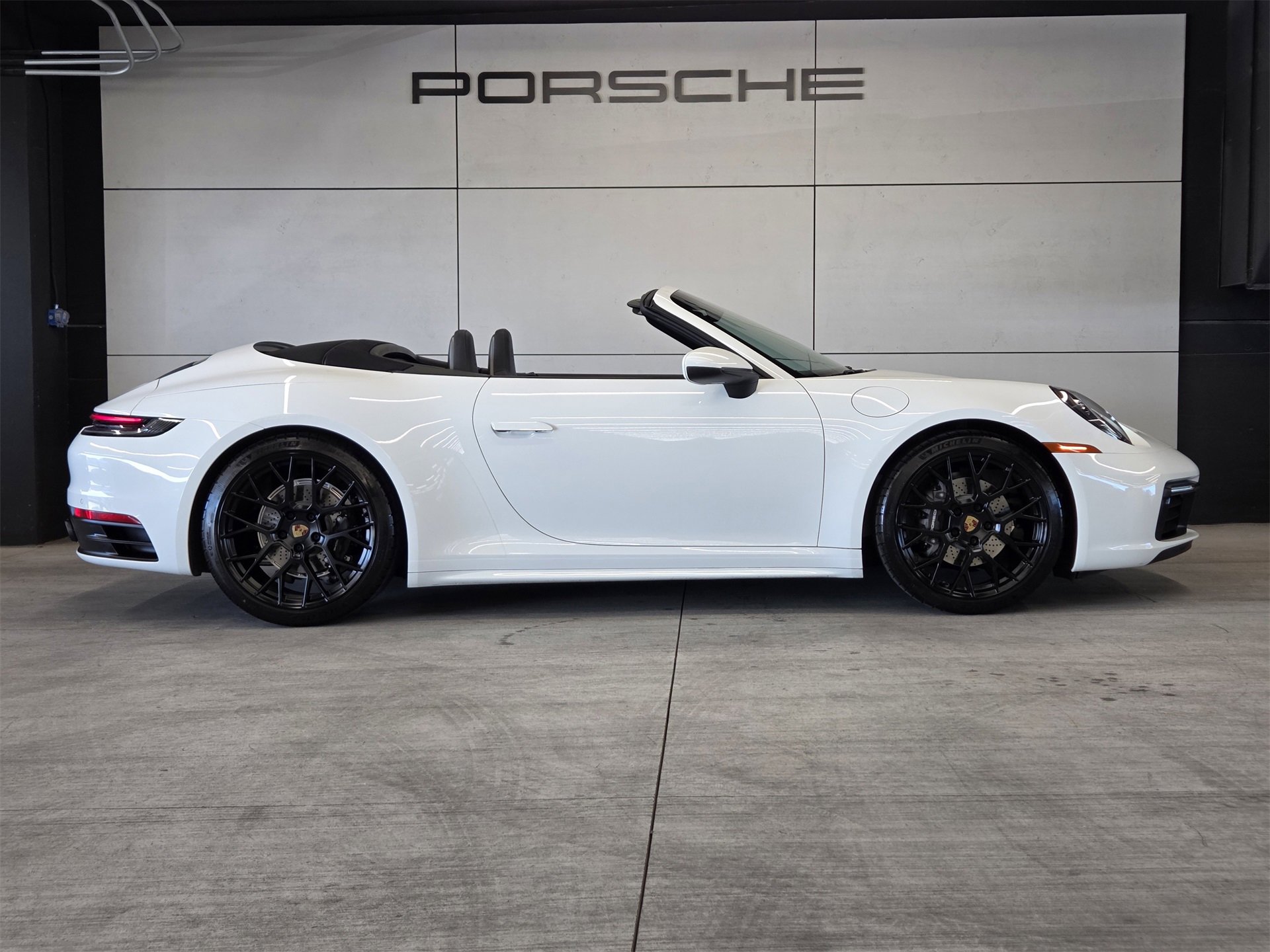 Certified 2024 Porsche 911 Carrera image 25