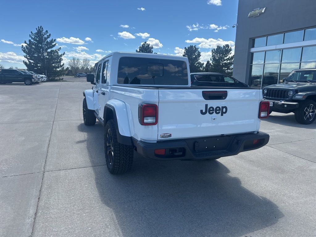 New 2025 Jeep Gladiator Sport image 3