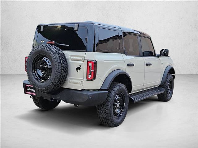 New 2026 Ford Bronco Outer Banks AWD/4WD image 2