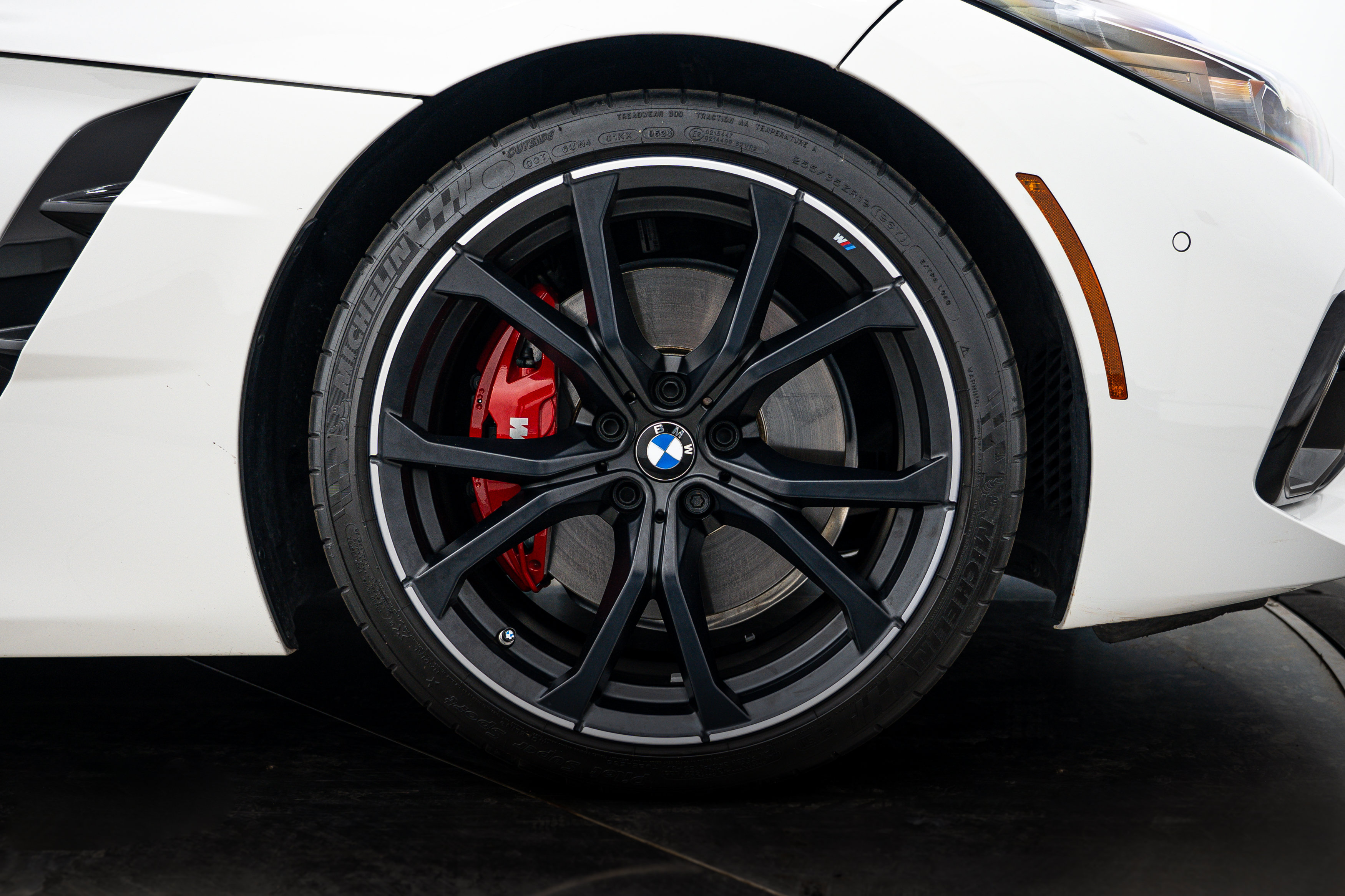 Used 2023 BMW Z4 M40i w/ Premium Package RWD image 12