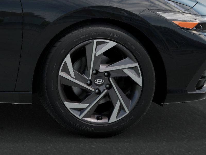 New 2026 Hyundai Elantra Limited FWD image 8