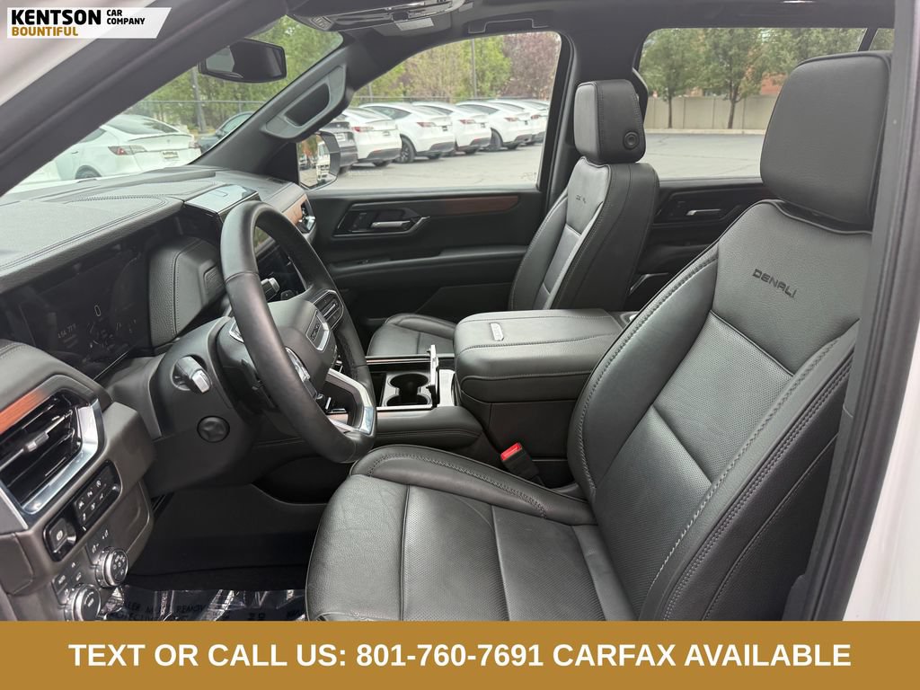 Used 2025 GMC Yukon XL Denali w/ Sun & Power Step Package AWD/4WD image 32