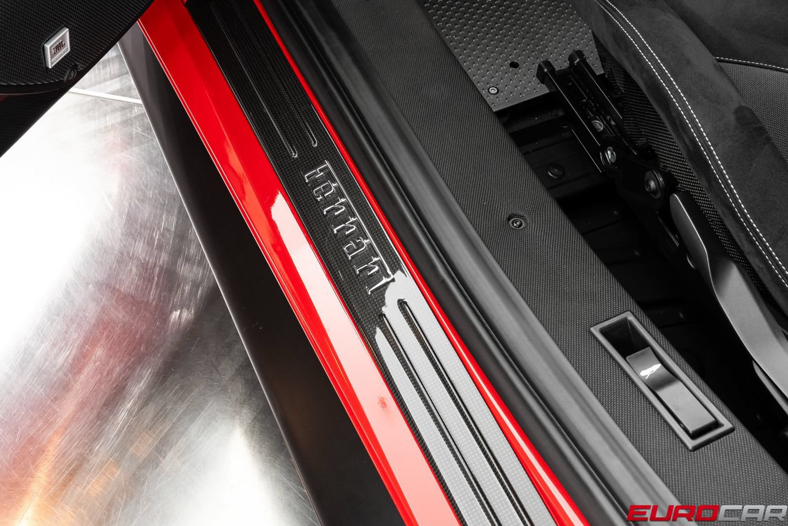 Used 2019 Ferrari 488 Pista Coupe RWD image 49