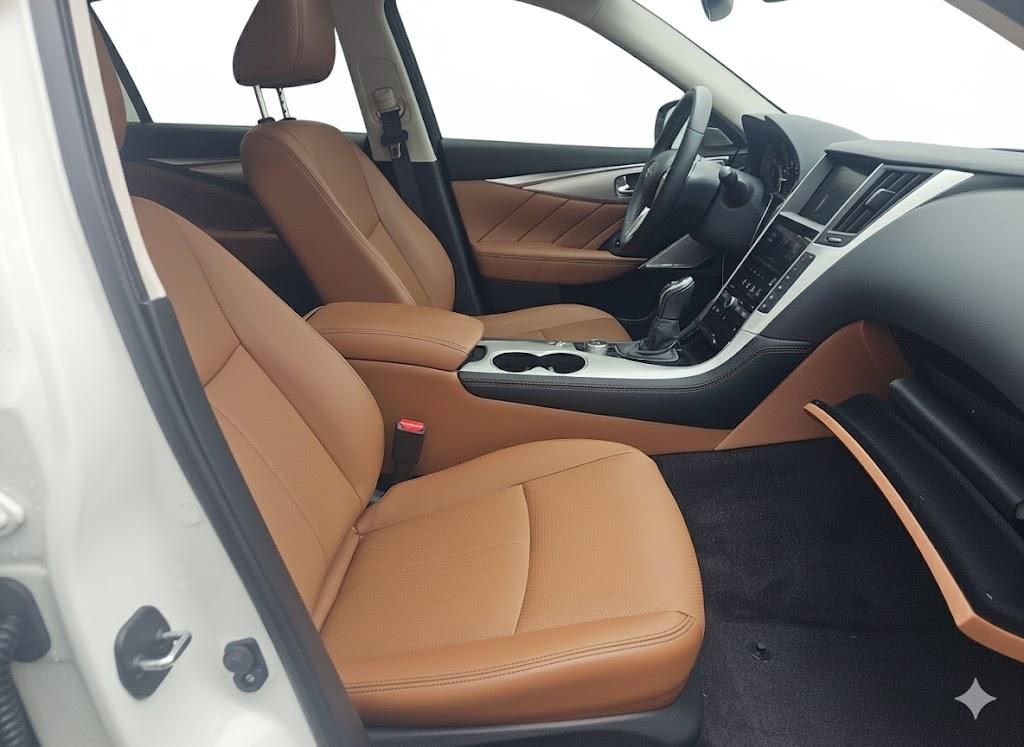 Used 2024 INFINITI Q50 Luxe w/ Cargo Package image 9