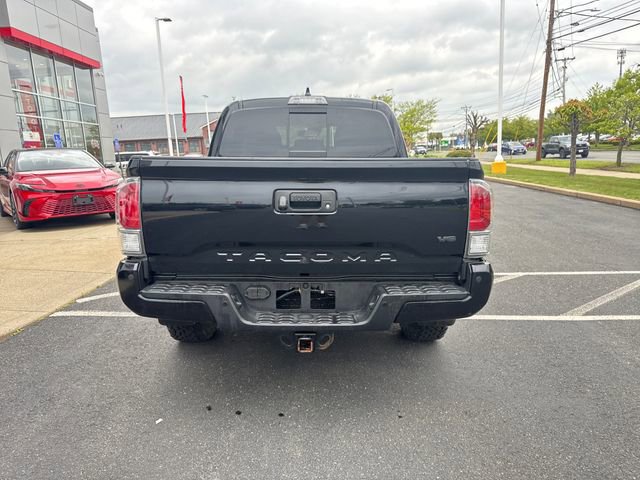 Used 2022 Toyota Tacoma TRD Off-Road w/ Technology Package AWD/4WD image 4