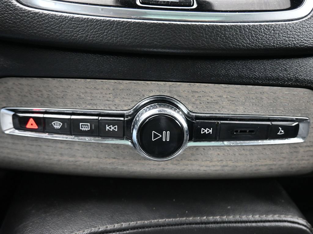 Used 2021 Volvo XC90 T6 Inscription image 25