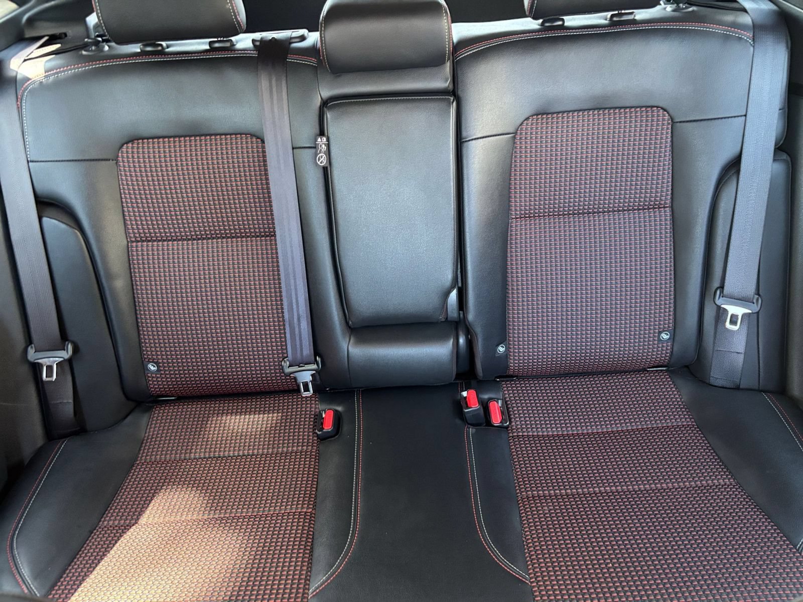 Used 2026 Nissan Kicks SR FWD image 36
