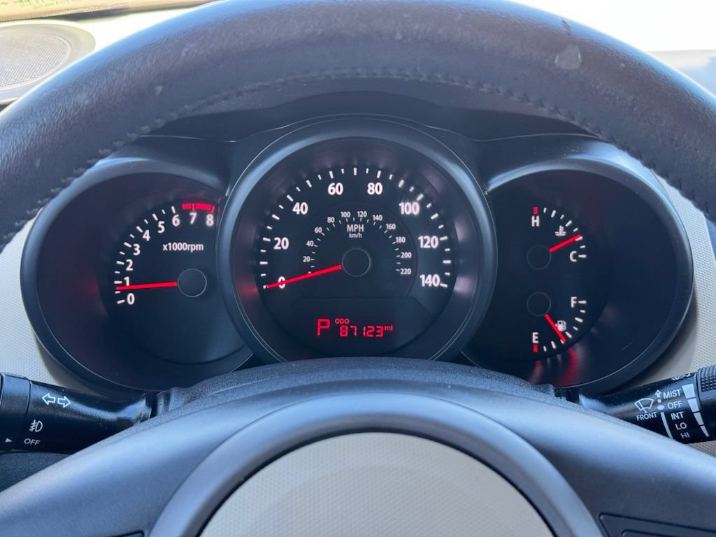Used 2010 Kia Soul ! FWD image 14