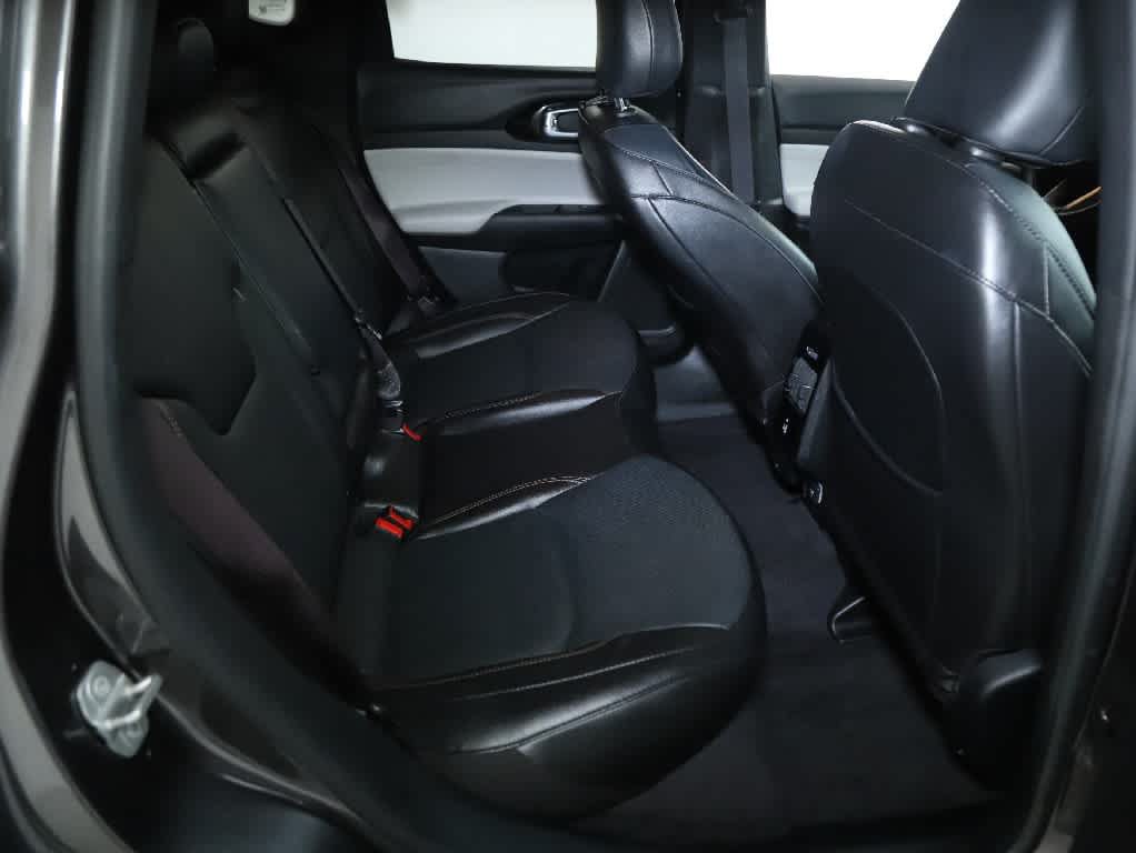 Used 2023 Jeep Compass Limited w/ Elite Group AWD/4WD image 32
