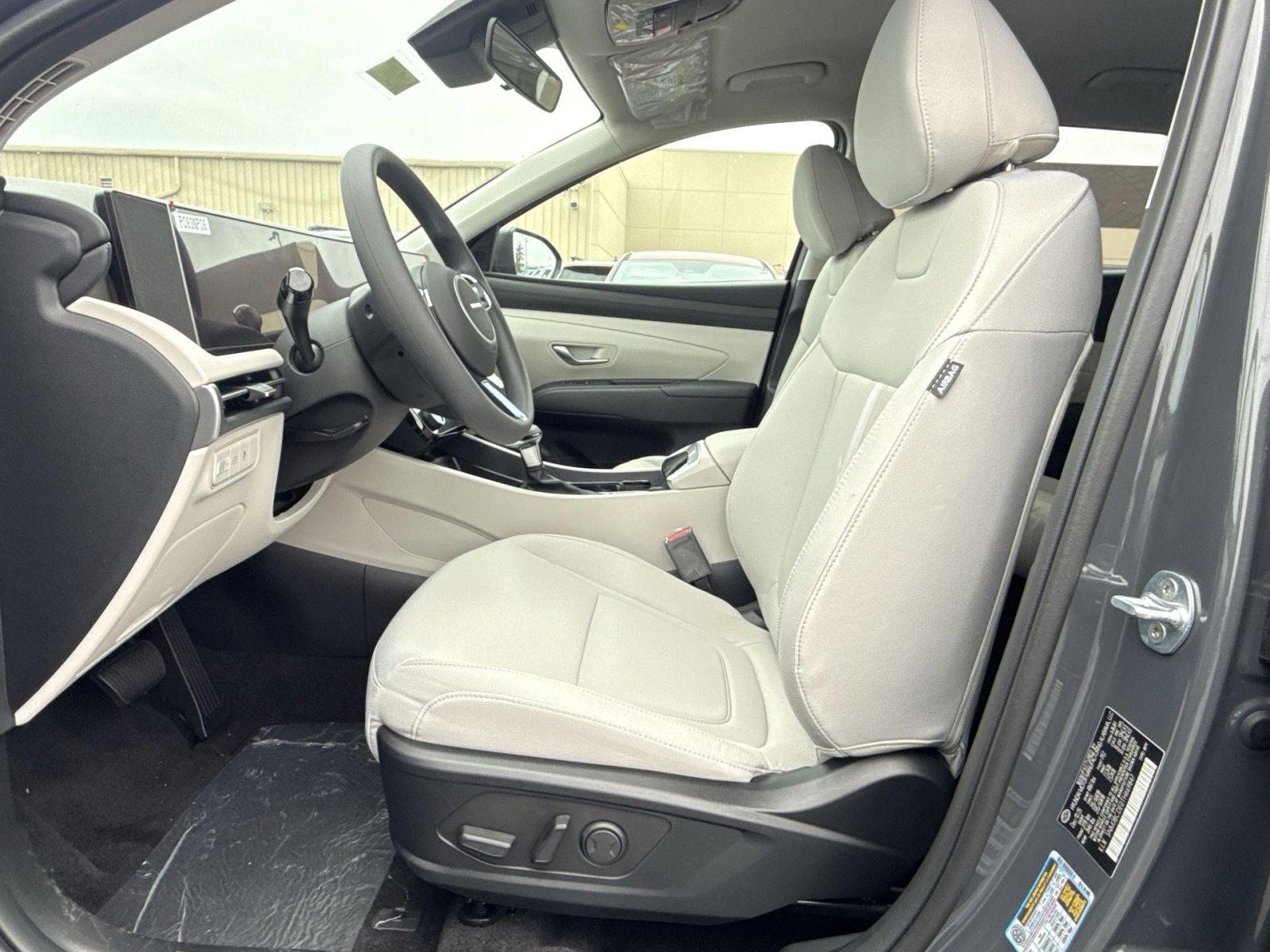 New 2026 Hyundai Tucson SEL image 13