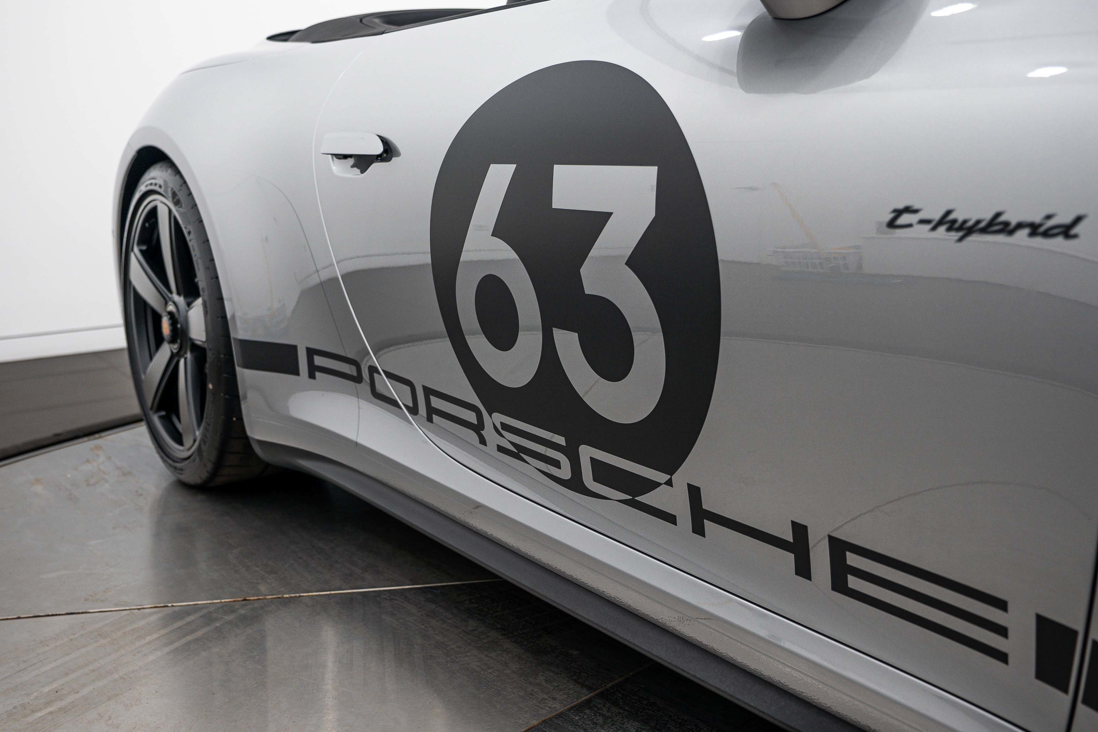 Certified 2026 Porsche 911 GTS RWD image 32