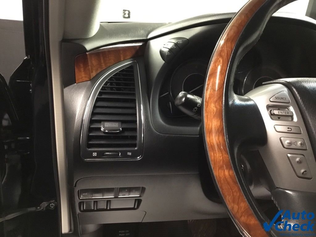 Used 2017 INFINITI QX80 4WD w/ Deluxe Technology Package image 22