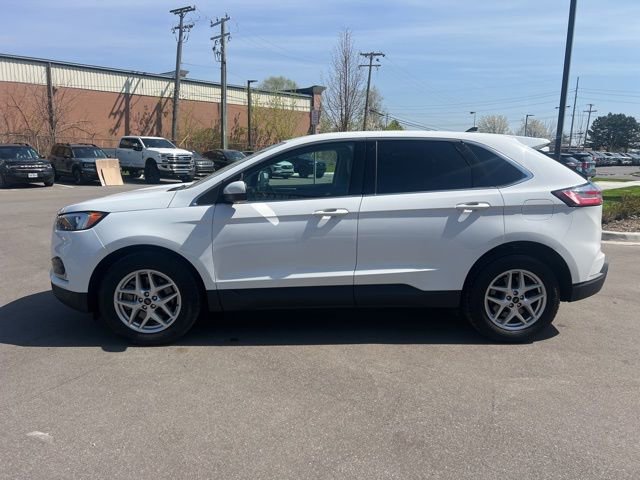 Used 2023 Ford Edge SEL w/ Convenience Package AWD/4WD image 8