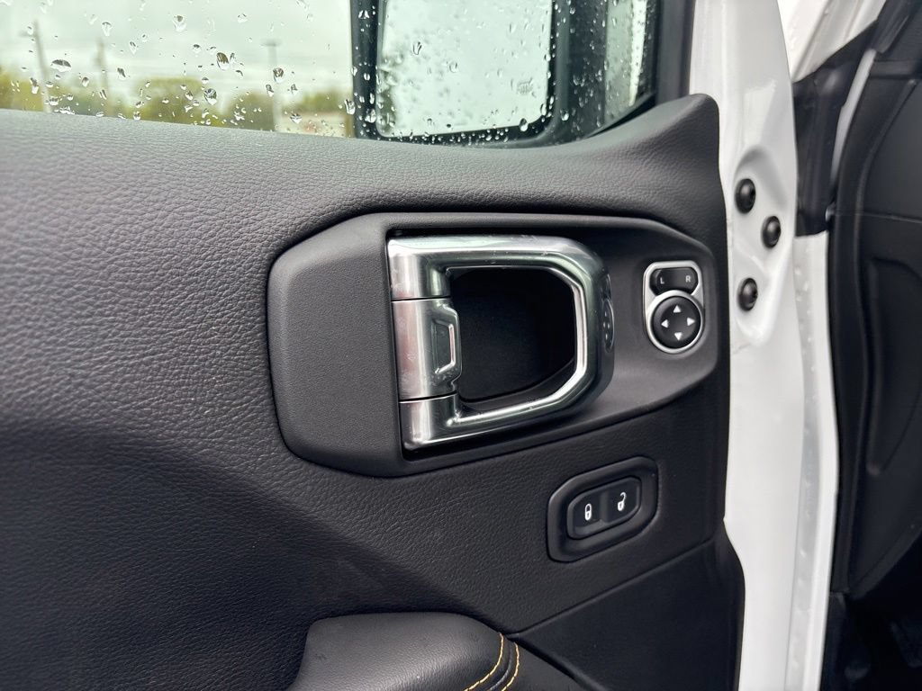 New 2026 Jeep Gladiator Sport AWD/4WD image 12