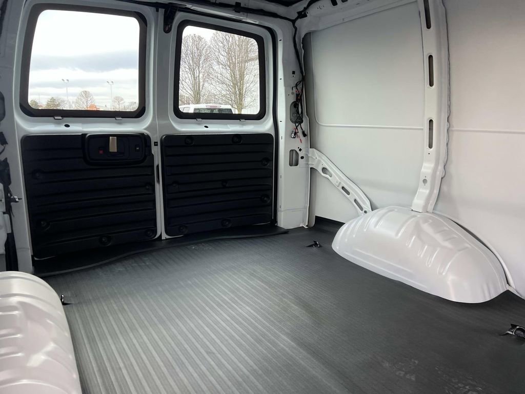 New 2025 Chevrolet Express 2500 w/ Driver Convenience Package image 10