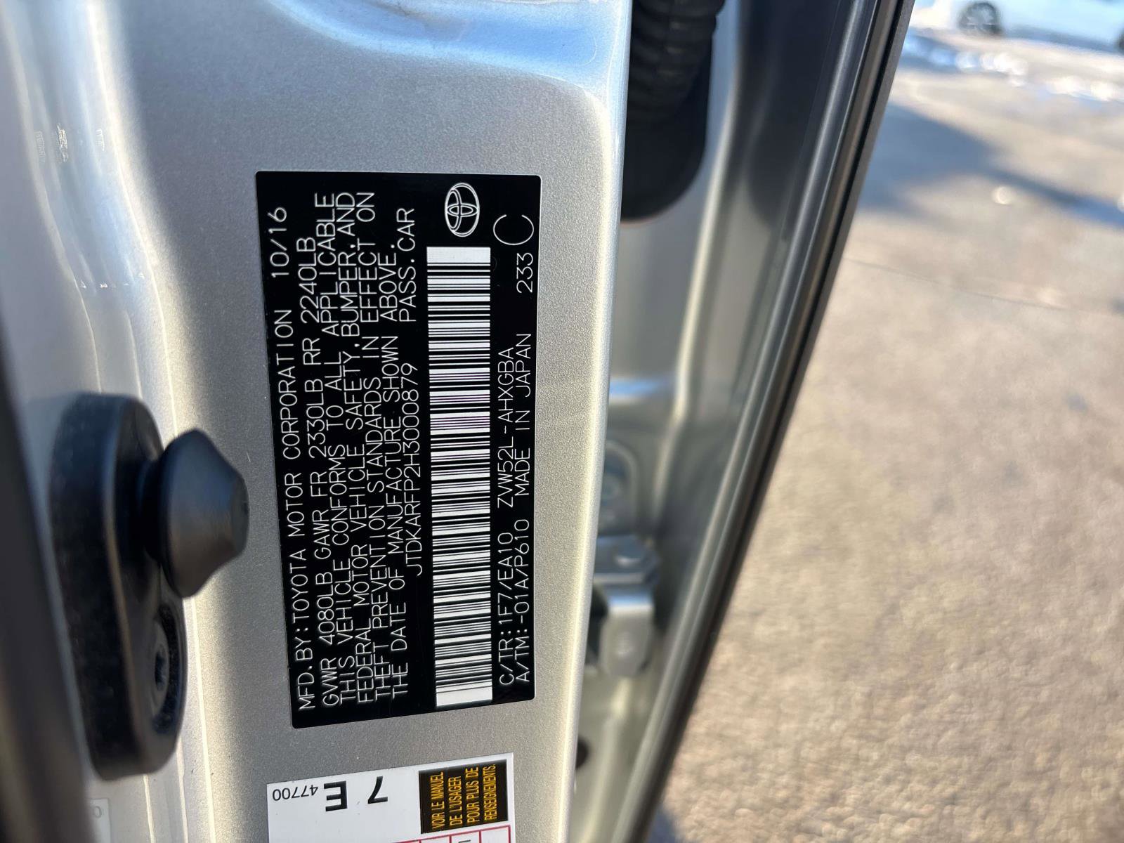 Used 2017 Toyota Prius Prime Premium w/ Carpet Mat Package FWD image 27