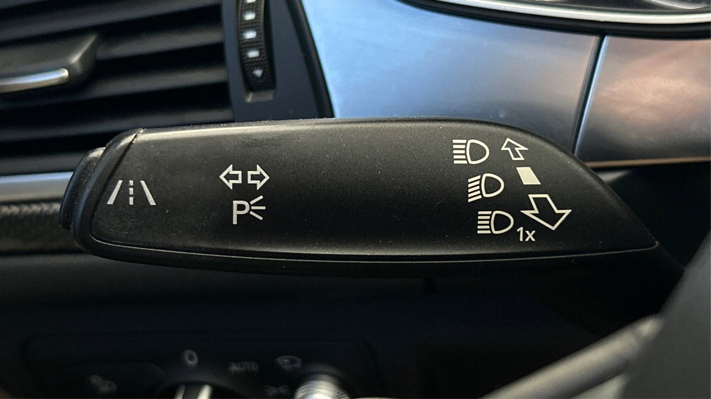 Used 2015 Audi S6 w/ Driver Assistance Package image 37