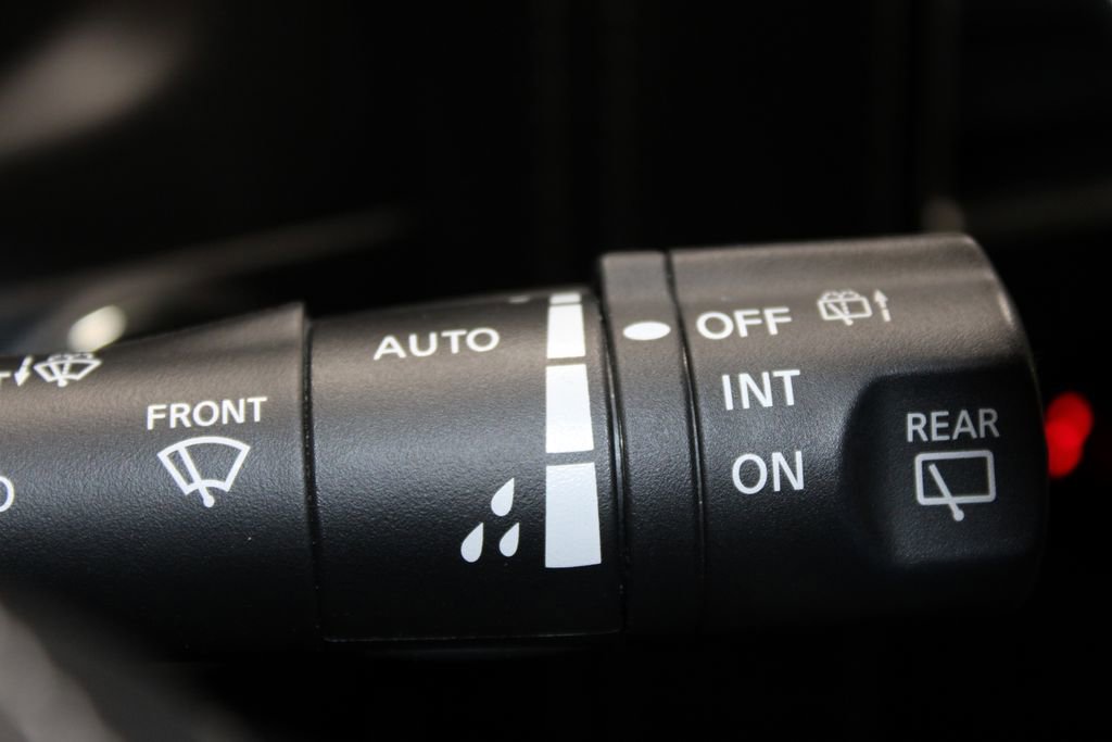 Used 2022 Nissan Armada Platinum w/ Captain's Chairs Package image 49