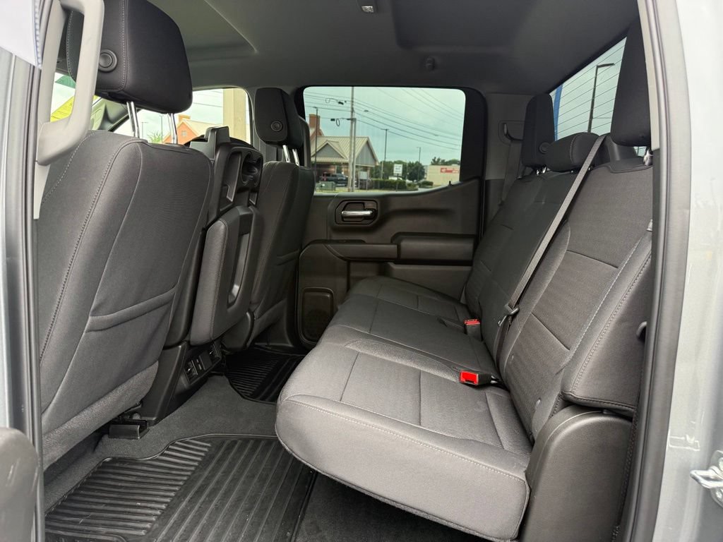 Used 2025 Chevrolet Silverado 1500 Custom Trail Boss AWD/4WD image 10
