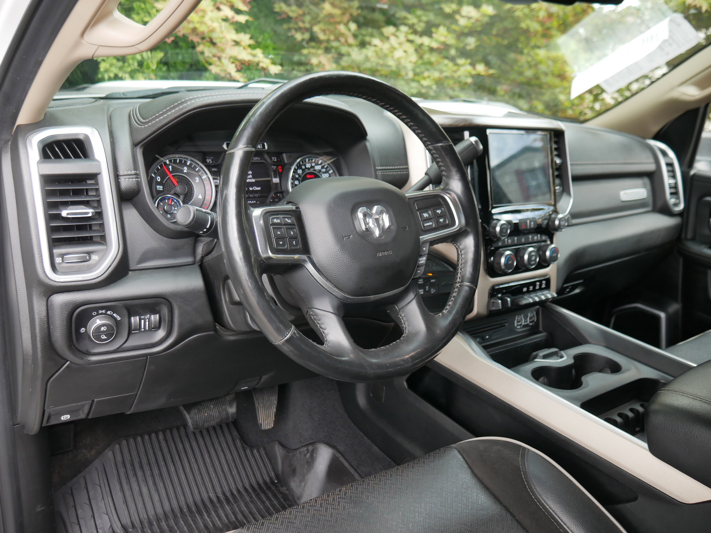 Used 2019 RAM 2500 Laramie image 4