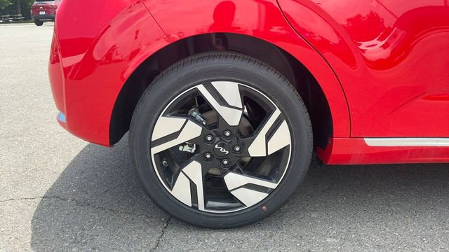 Certified 2025 Kia Soul GT-Line w/ GT-Line Technology Package image 12