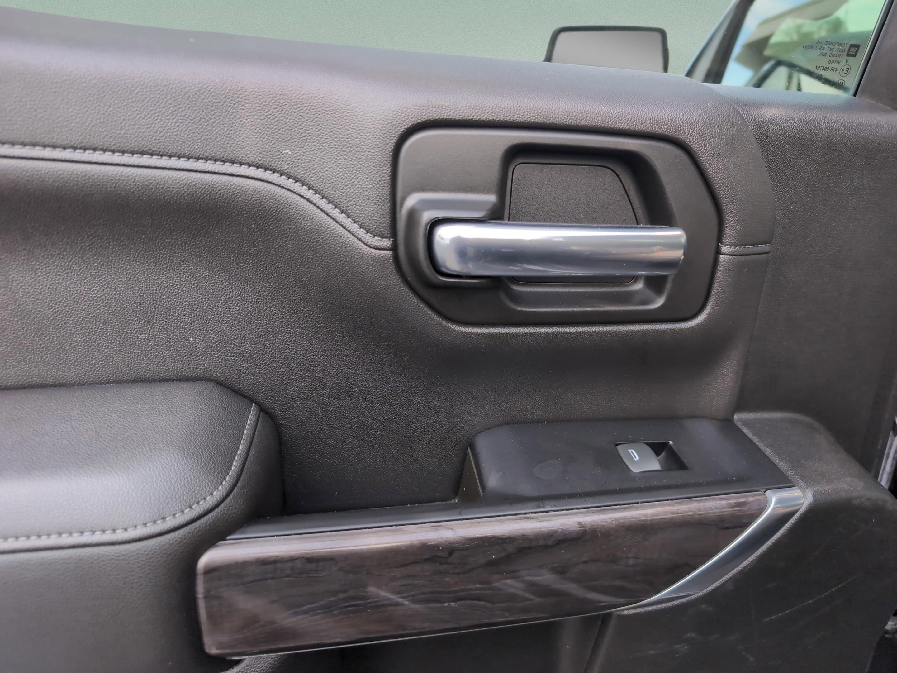 Used 2019 Chevrolet Silverado 1500 LTZ w/ LTZ Plus Package image 17