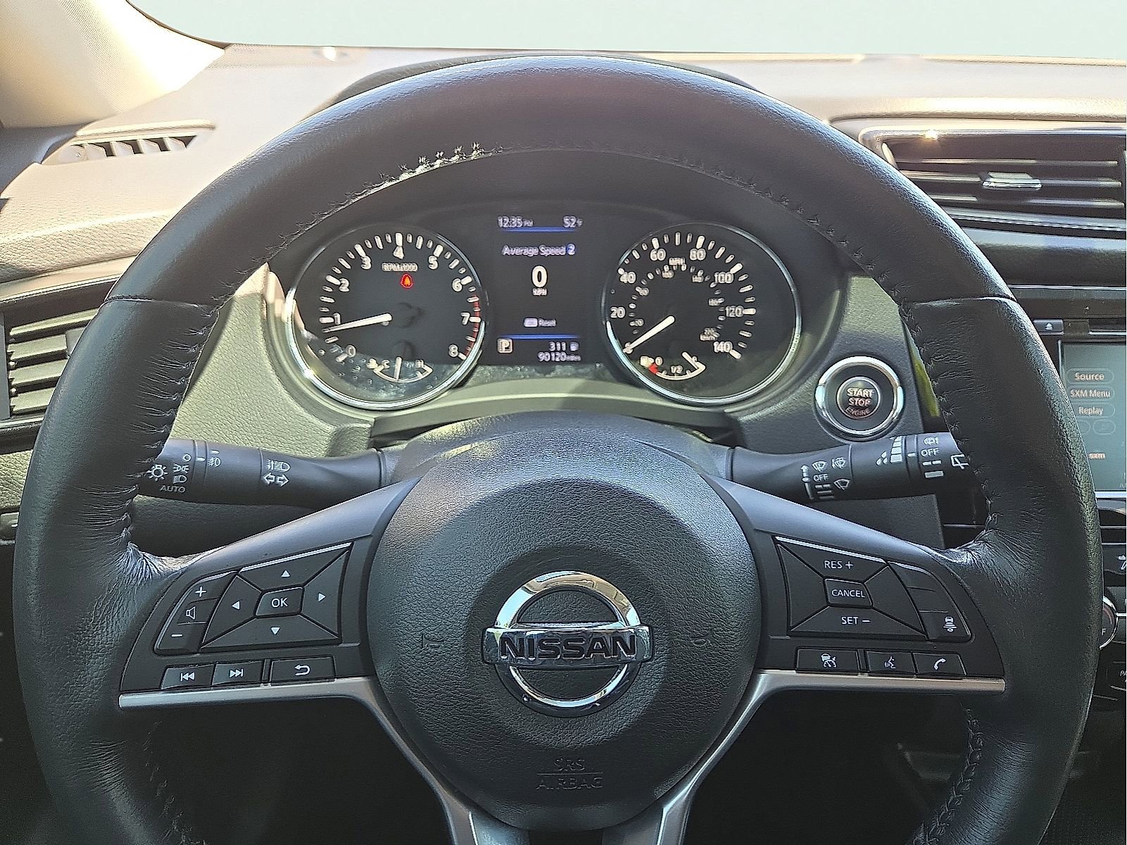 Used 2018 Nissan Rogue SV w/ Premium Package FWD image 24