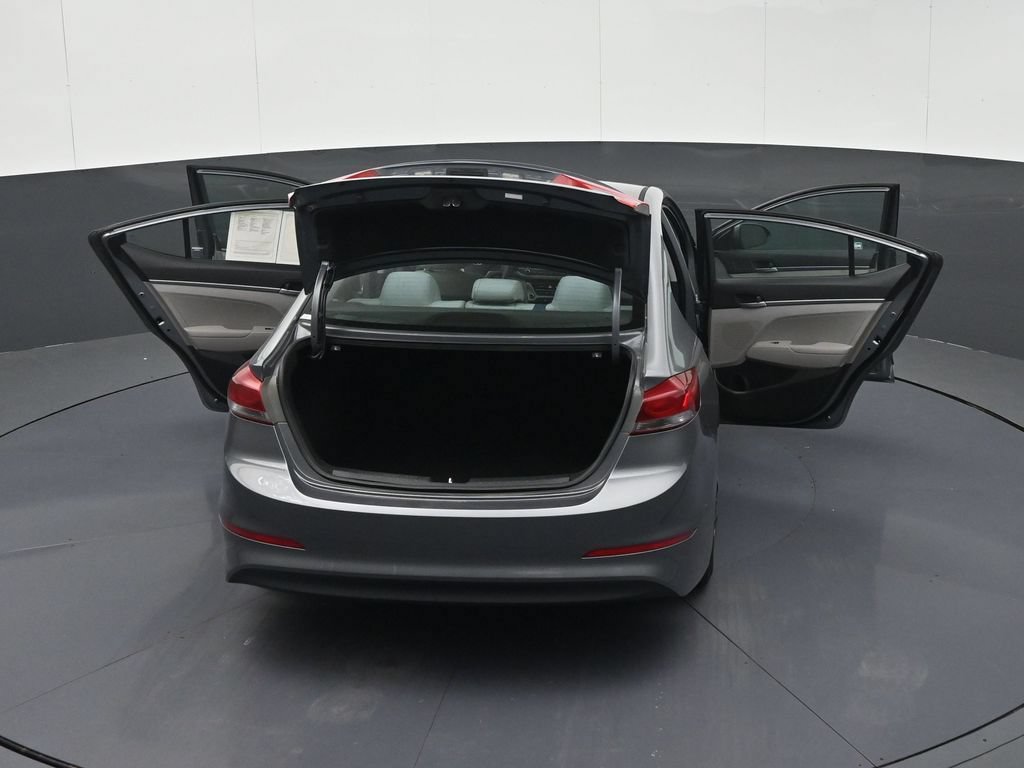 Used 2017 Hyundai Elantra SE FWD image 41