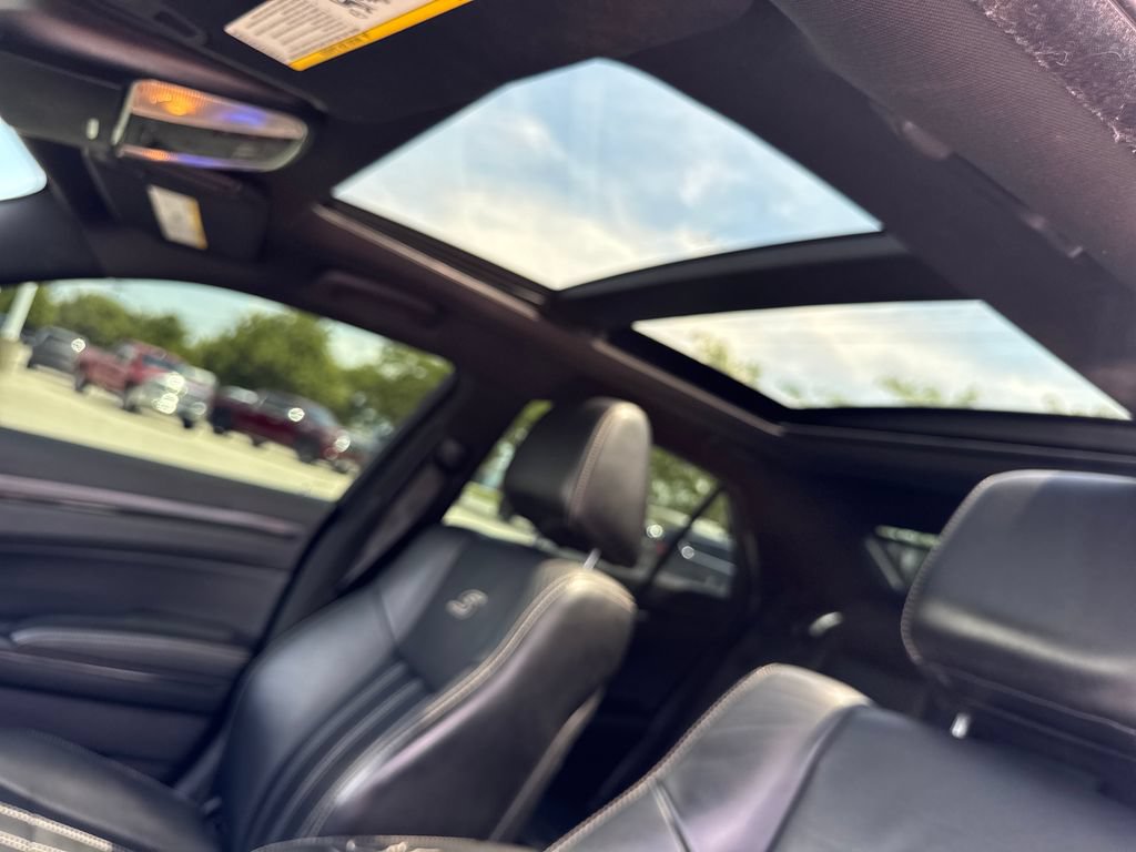Used 2014 Chrysler 300 S w/ Luxury Group RWD image 30