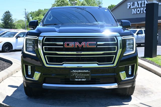 Used 2024 GMC Yukon XL SLT w/ SLT Premium Package AWD/4WD image 2