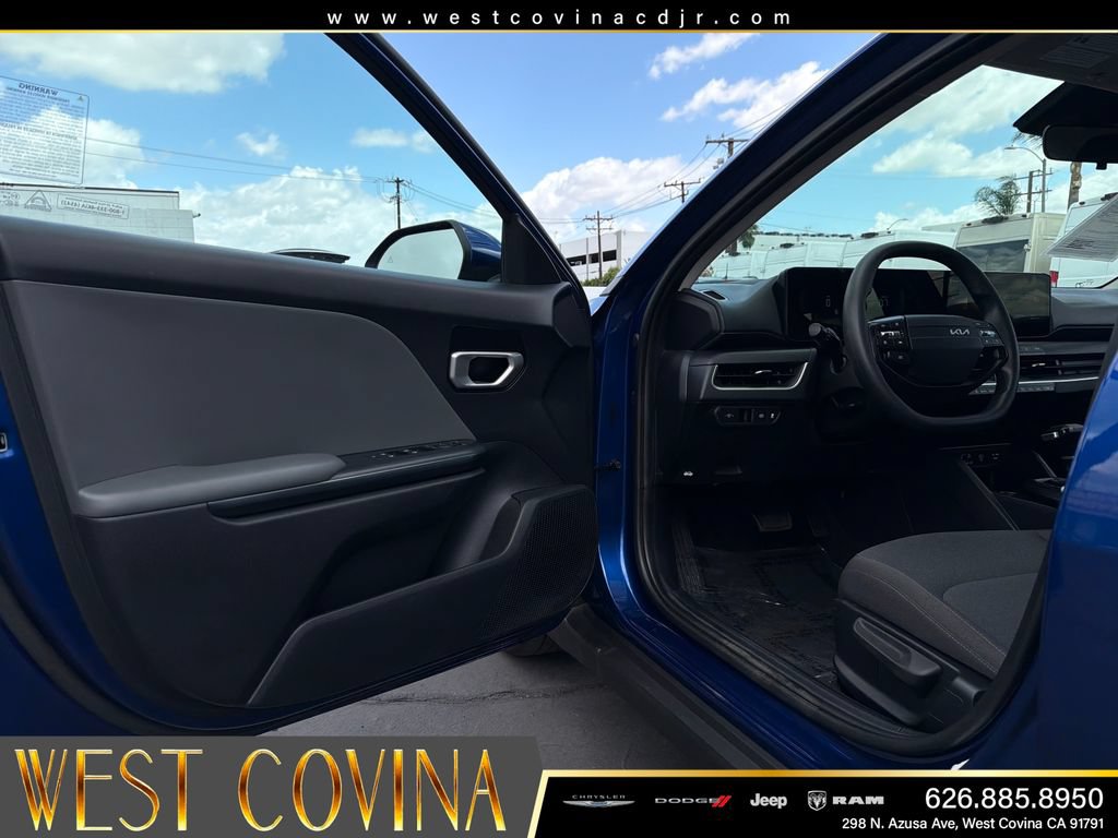 Used 2025 Kia K4 FWD image 18